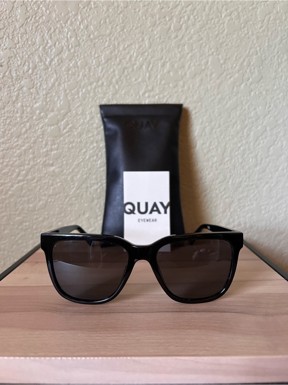Unisex Quay sunglasses